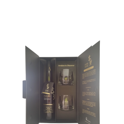 Indri Agneya – Peated Indian Single Malt Whisky – Geschenkpackung mit 2 Gläsern – 46 % vol. – 0,7 l
